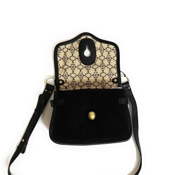 Nanette Lepore Womens New Waverly Flap Crossbody Shoulder Bag in Black - Picture 10 of 15